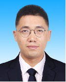 县委常委，县政府党组副书记、副县长负责县政府常务工作；在县长出差、出访时主持县政府工作。负责安全生产、应急管理、地震，发展和改革、社会信用体系建设，重点项目建设，低空经济，申债，粮食和物资储备，科技，数字闽侯，政务公开及信息化，人力资源和社会保障，国有资产管理，统计，政务督查、保密、档案，外事，效能建设、绩效管理、机关事务管理，协助县长负责财政、审计等工作。